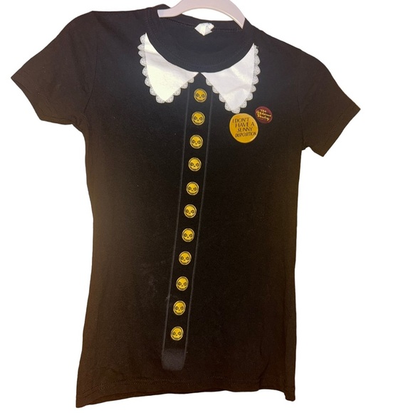 Girls Wednesday Addams costume black Halloween Tshirt size 6-7 tee - Picture 1 of 2